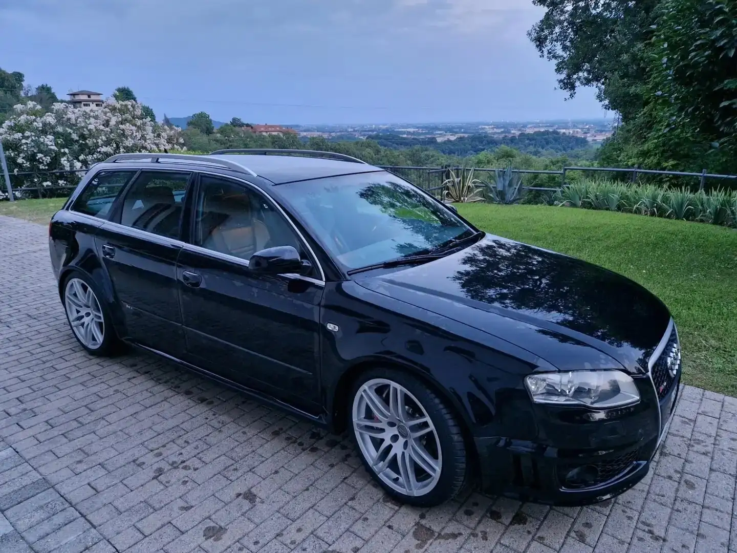 Audi RS4 RS4 Avant 4.2 V8 quattro Zwart - 1