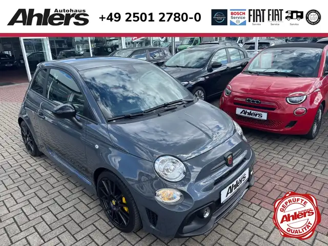 Abarth 595 Esseesse+AKRAPOVIC+XENON+BEATS+NAVI+8FACH+CARBONSC