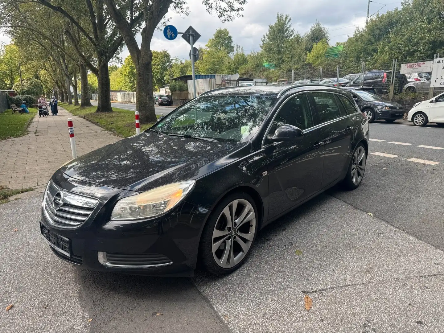 Opel Insignia A Sports Tourer Edition Schwarz - 1