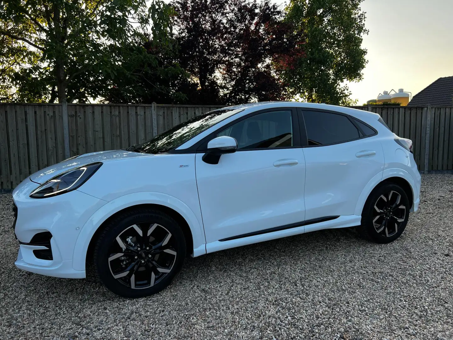 Ford Puma EcoBoost Hybrid ST-X Line Navigatie & Camera & Elk Wit - 2