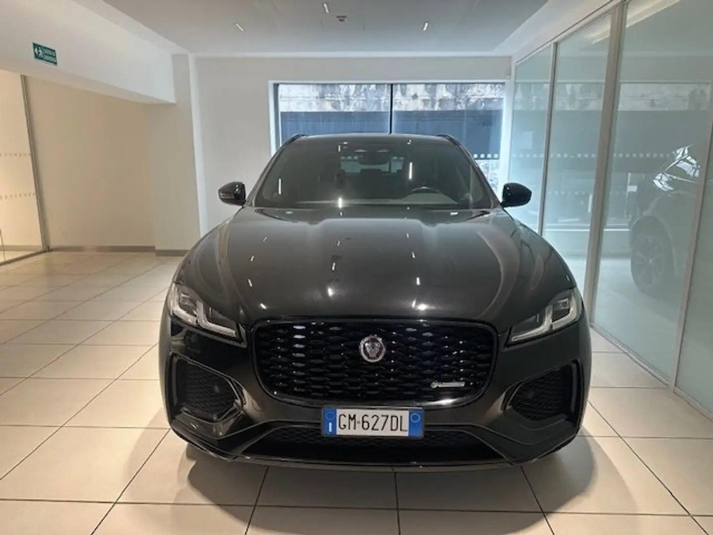 Jaguar F-Pace F-Pace 2021 3.0d i6 mhev R-Dynamic Black awd 300cv Noir - 2