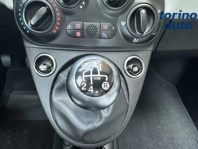 Fiat 500 view 22