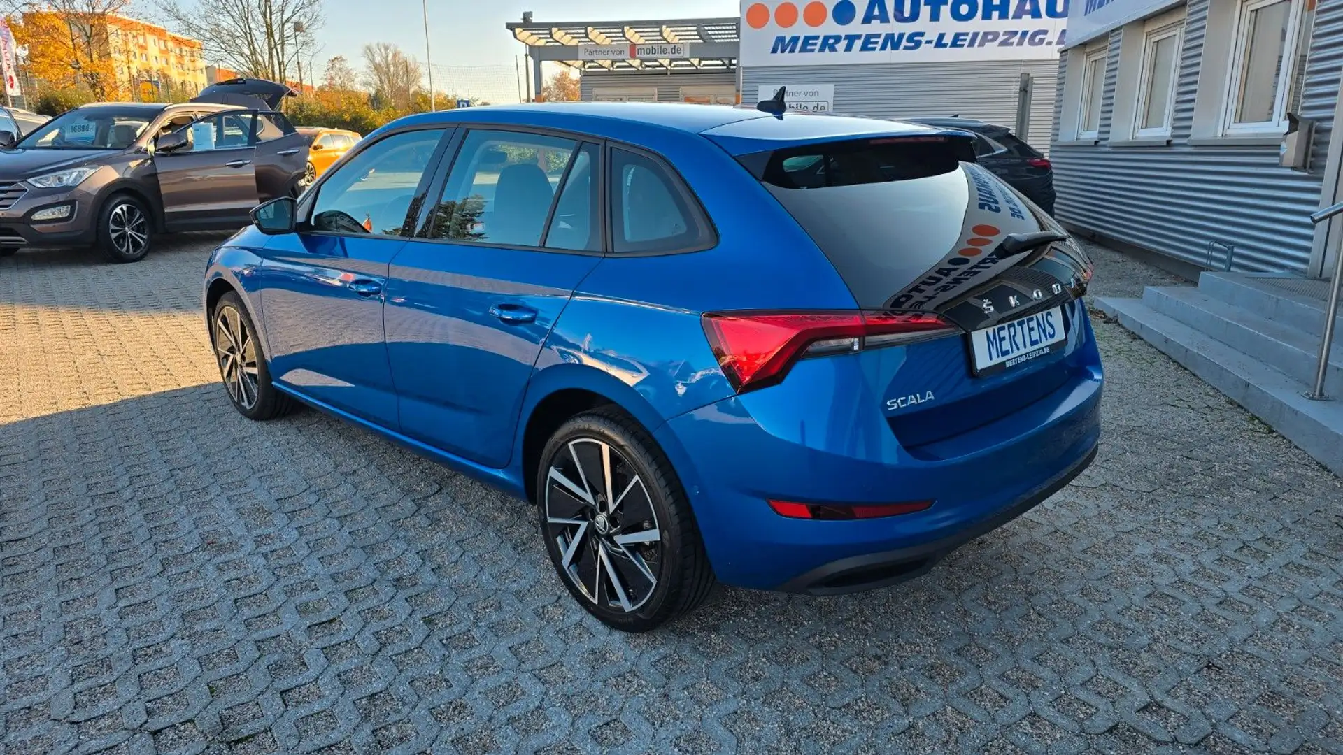 Skoda Scala Style LED ACC SHZ Kamera PDC BLIS Blau - 2