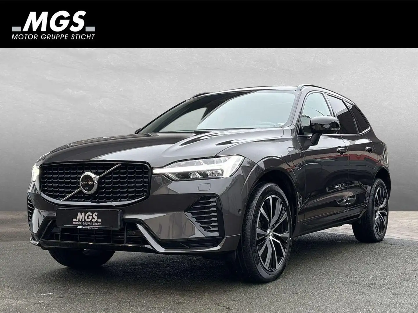 Volvo XC60 Ultimate Dark T8 Plug-In AWD #AHK #Luft Grau - 1