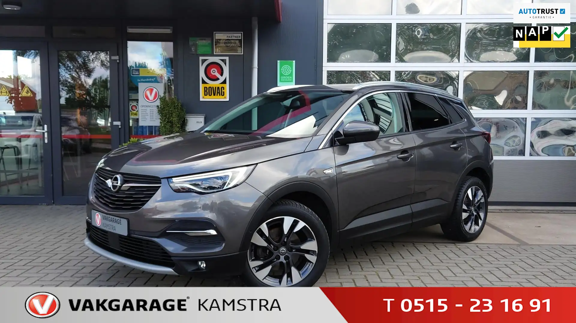 Opel Grandland X 1.2 Turbo Business Executive NAP/Navi/DAB+ Grijs - 1