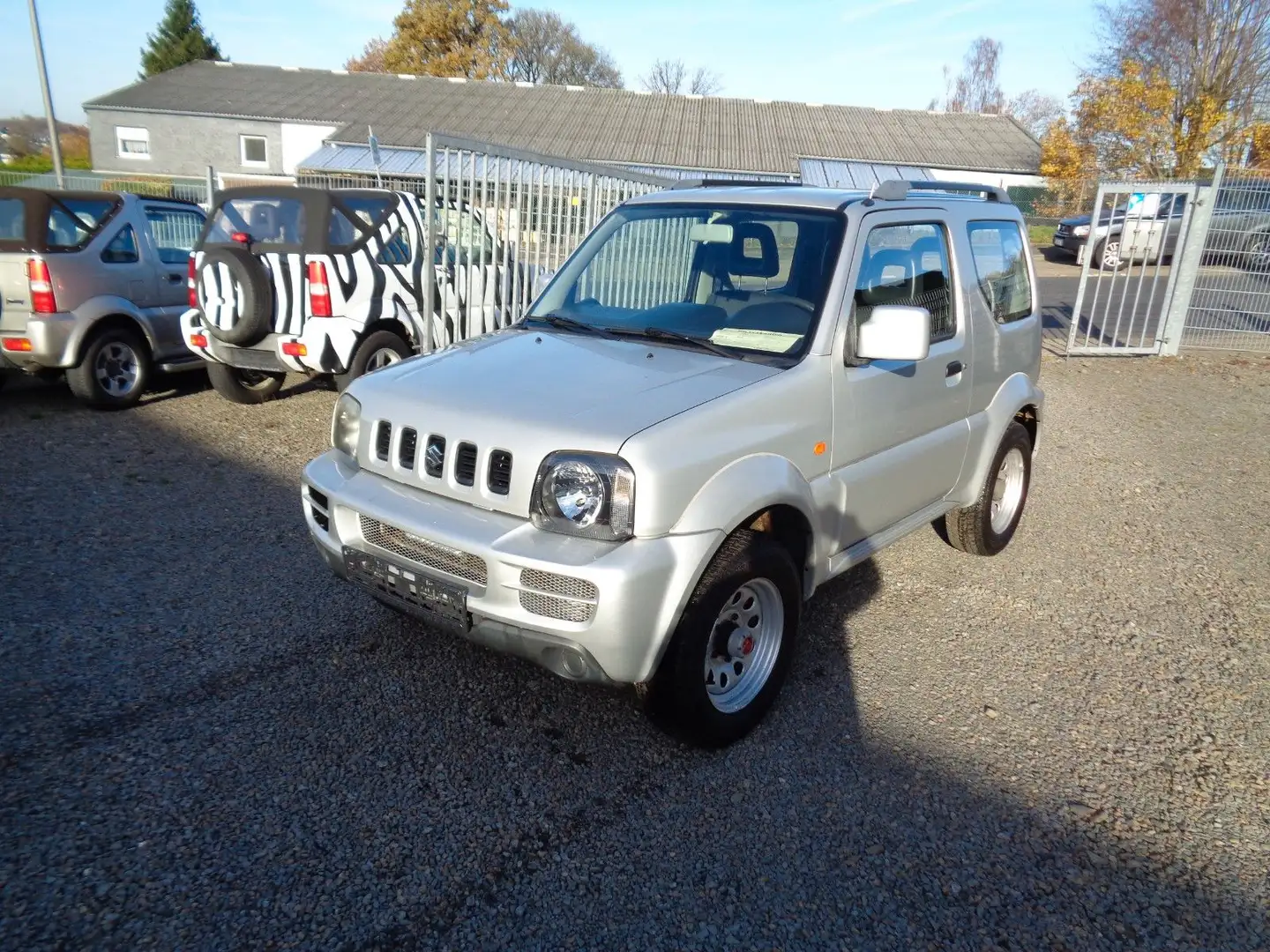 Suzuki Jimny 1.3 4x4 Van Silber - 1