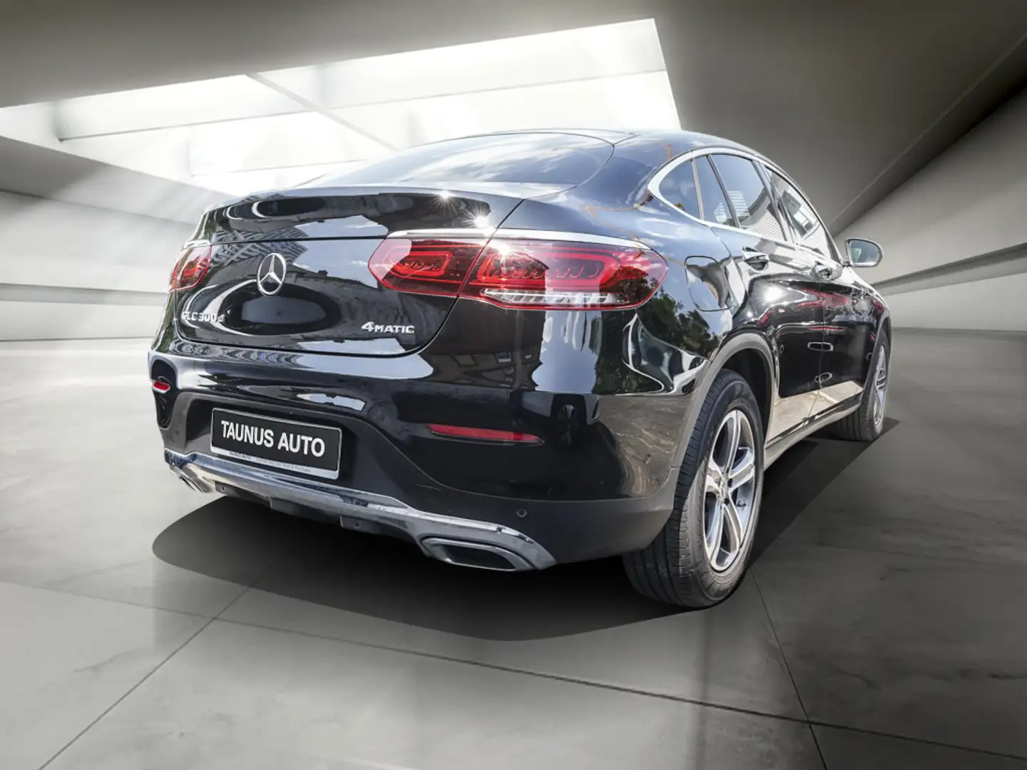 Mercedes-Benz GLC 300 d 4M COUPE STANDH. MASSAGE SITZKLIMA HUD Noir - 2