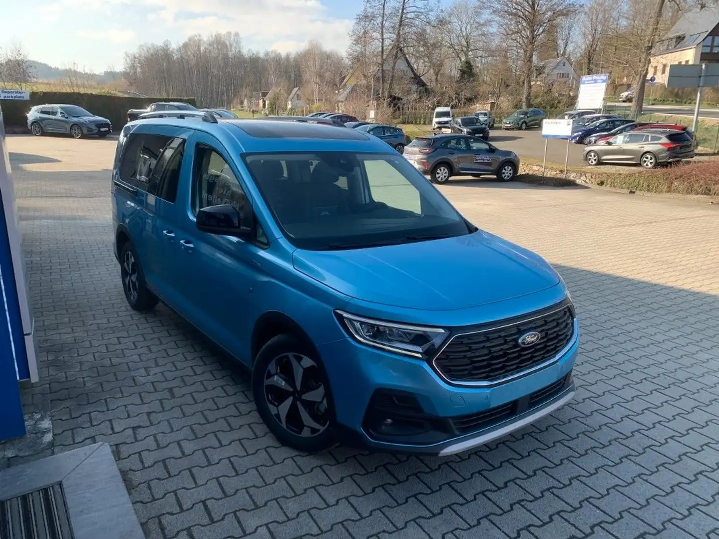 Ford Grand Tourneo 4x4 LED Navi Kamera L2 7 Sitze Blau - 2