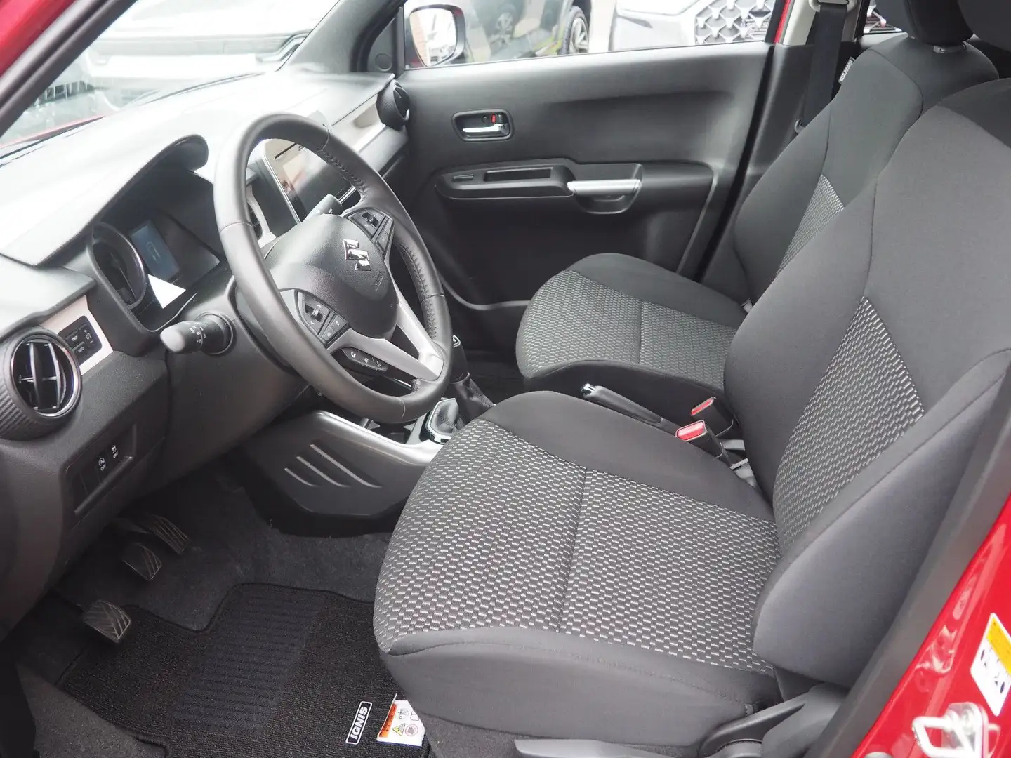 Suzuki Ignis 1.2 DUALJET HYBRID Comfort+ Rot - 2