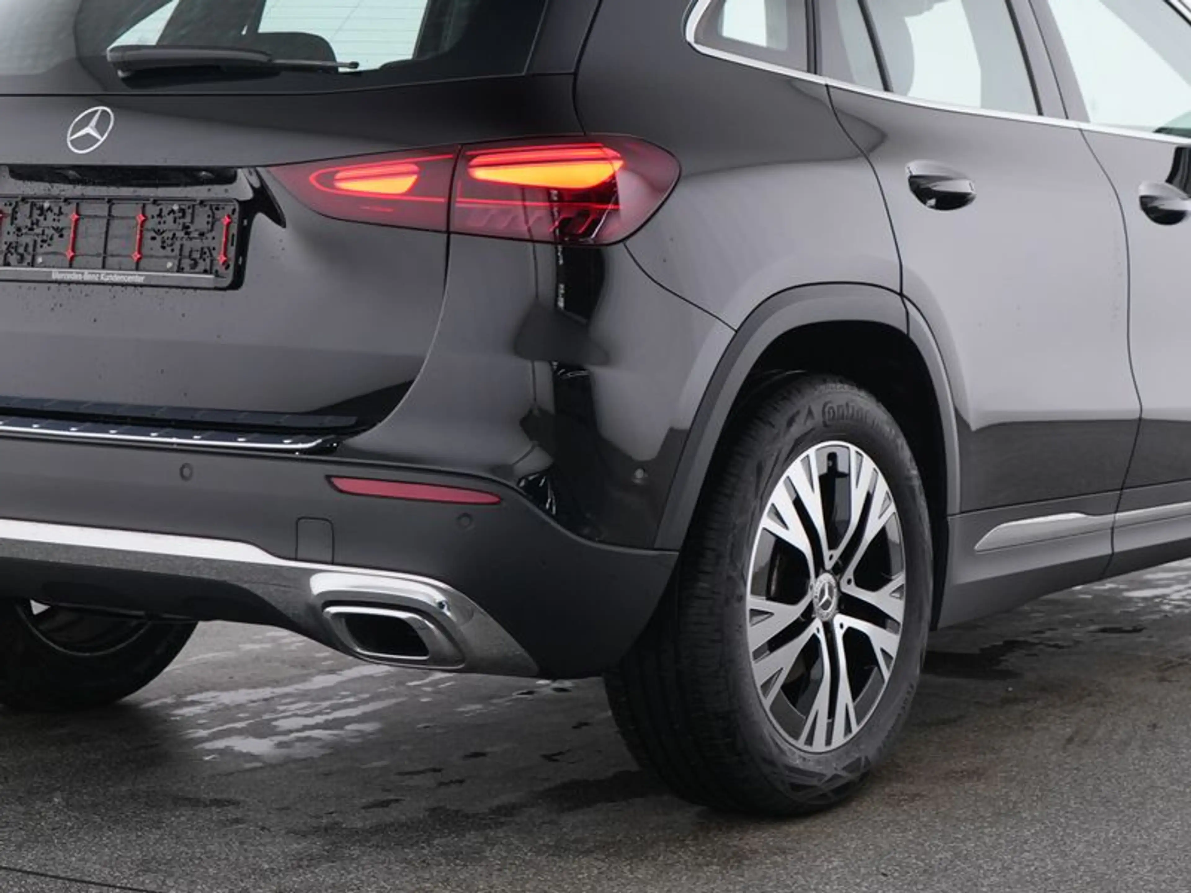 Mercedes-Benz GLA 180 Progressive Advanced*LED Scheinwerfer — photo 4