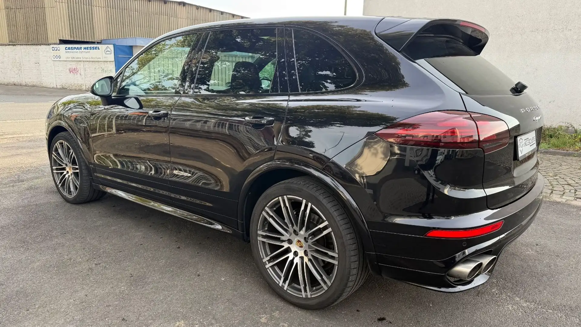 Porsche Cayenne S Diesel Sport Design Noir - 2