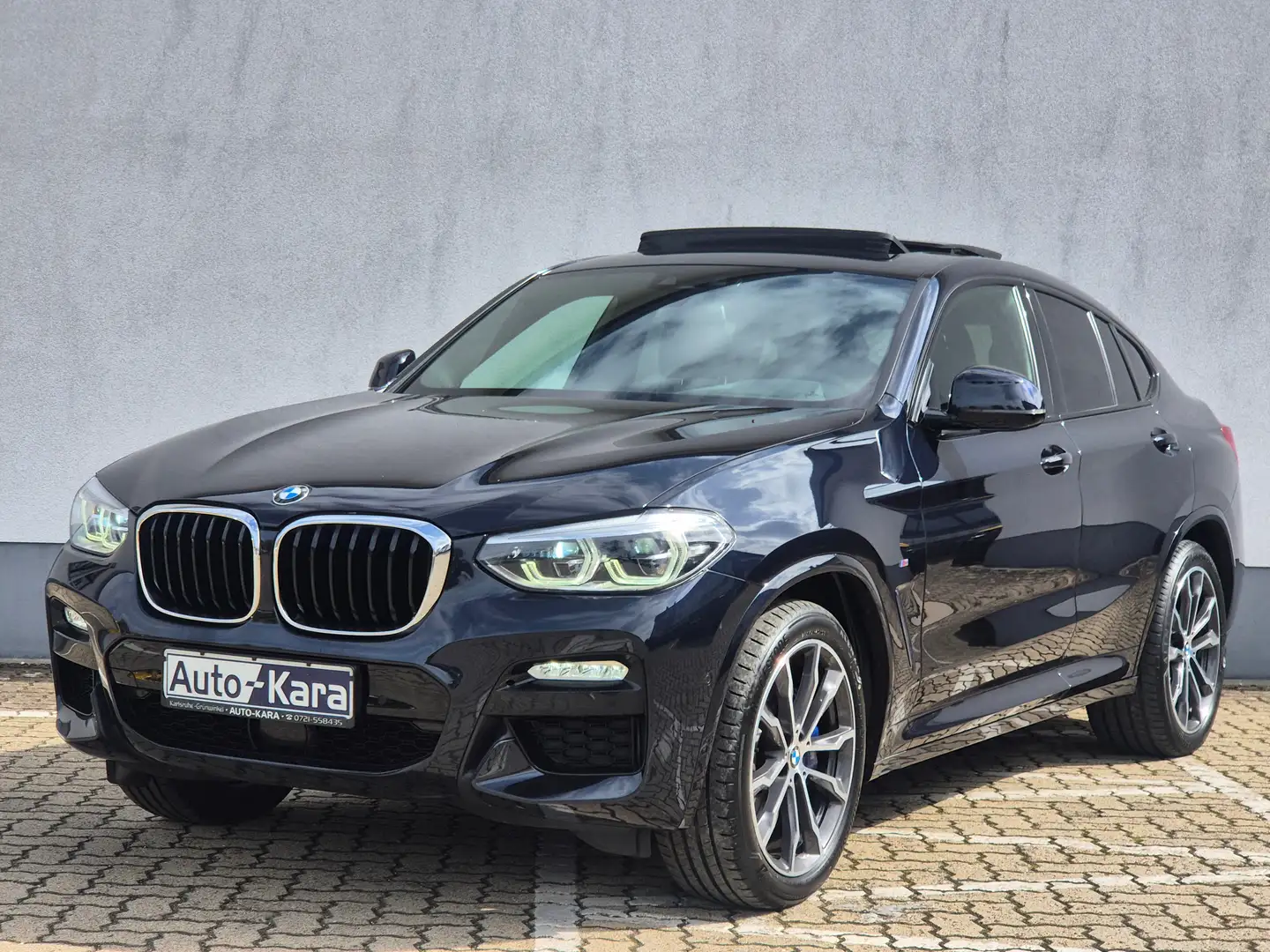BMW X4 xDrive 30 i M Sport*LED*Navi*AHK*Head-Up*Panorama* Noir - 1