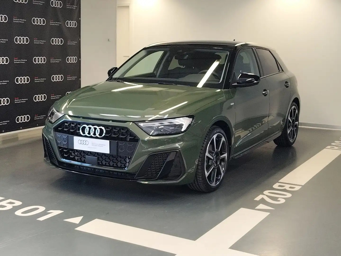 Audi A1 SPB 30 TFSI S tronic Identity Black Groen - 1