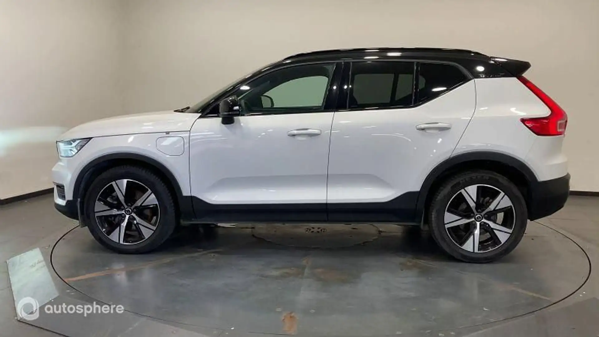 Volvo XC40 T4 Recharge 129 + 82ch R-Design DCT 7 - 1