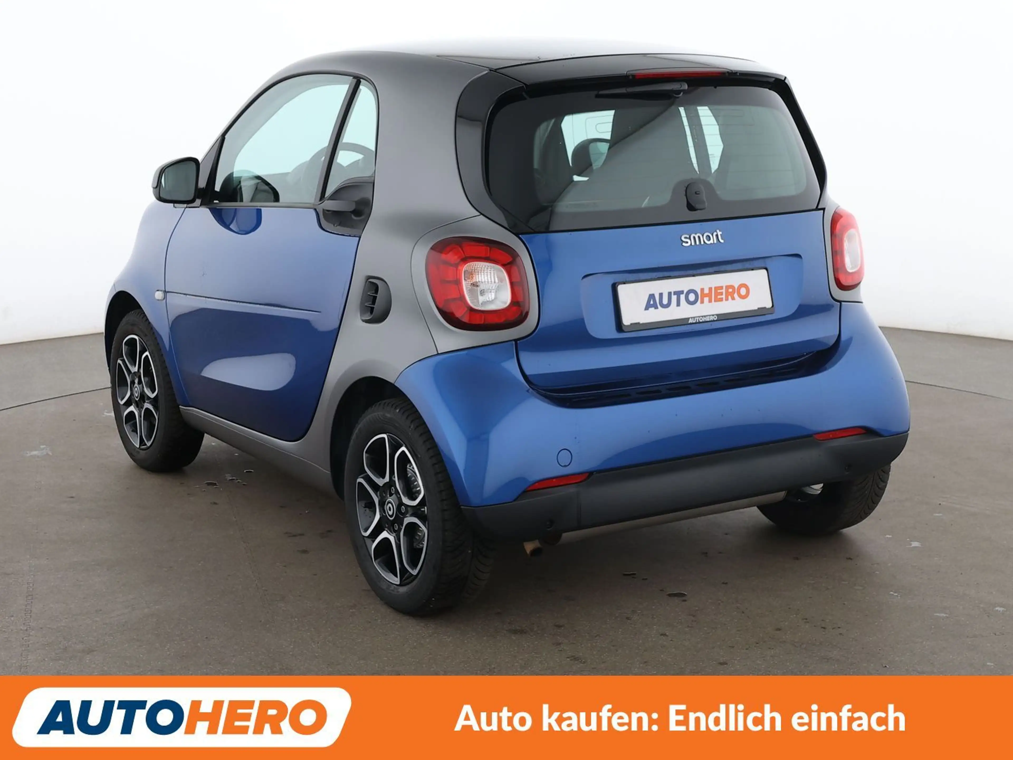 smart forTwo 0.9 Turbo passion Aut.*SHZ*KLIMA*PANO*TEMPO* — photo 4