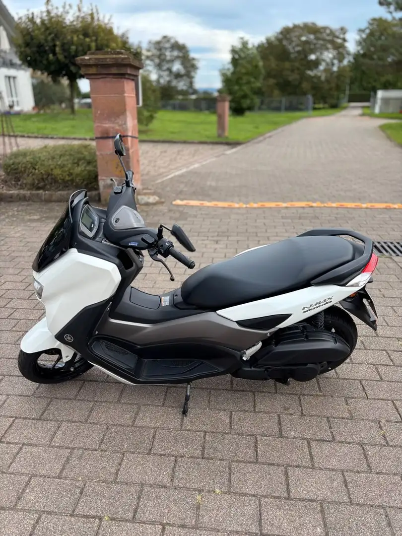 Yamaha NMAX 125 - 1