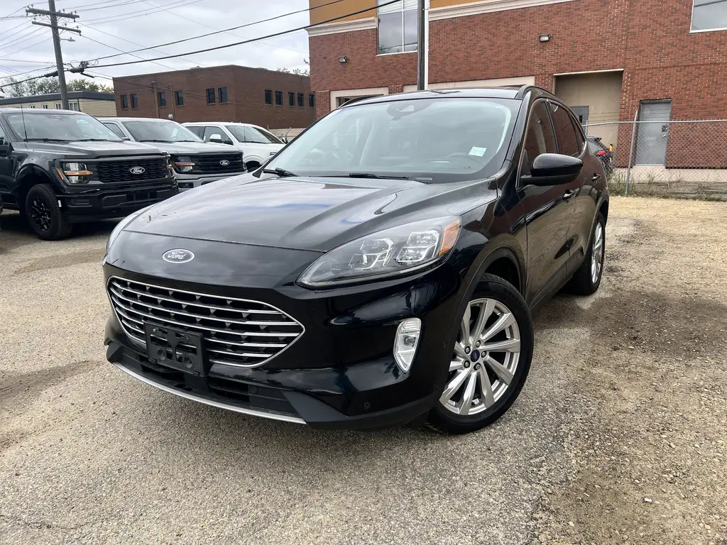 2021 Ford Escape Hybrid Titanium Hybrid | Heated Seats | MoonRoof | SYNC 3 — photo 2