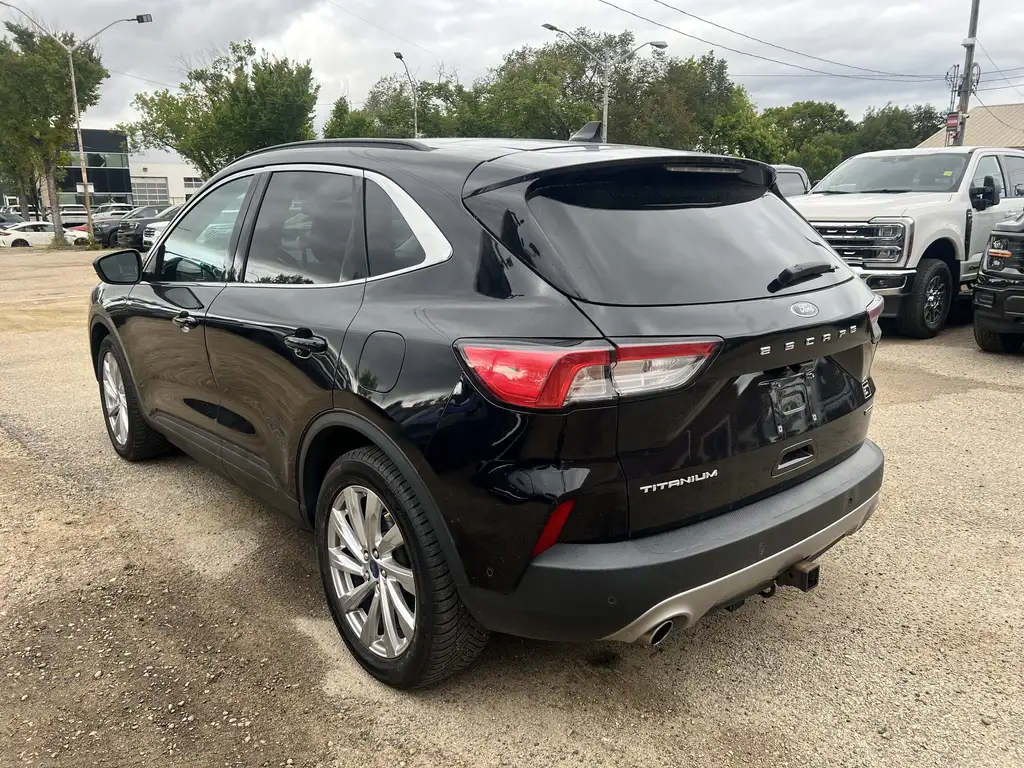 2021 Ford Escape Hybrid Titanium Hybrid | Heated Seats | MoonRoof | SYNC 3 — photo 6