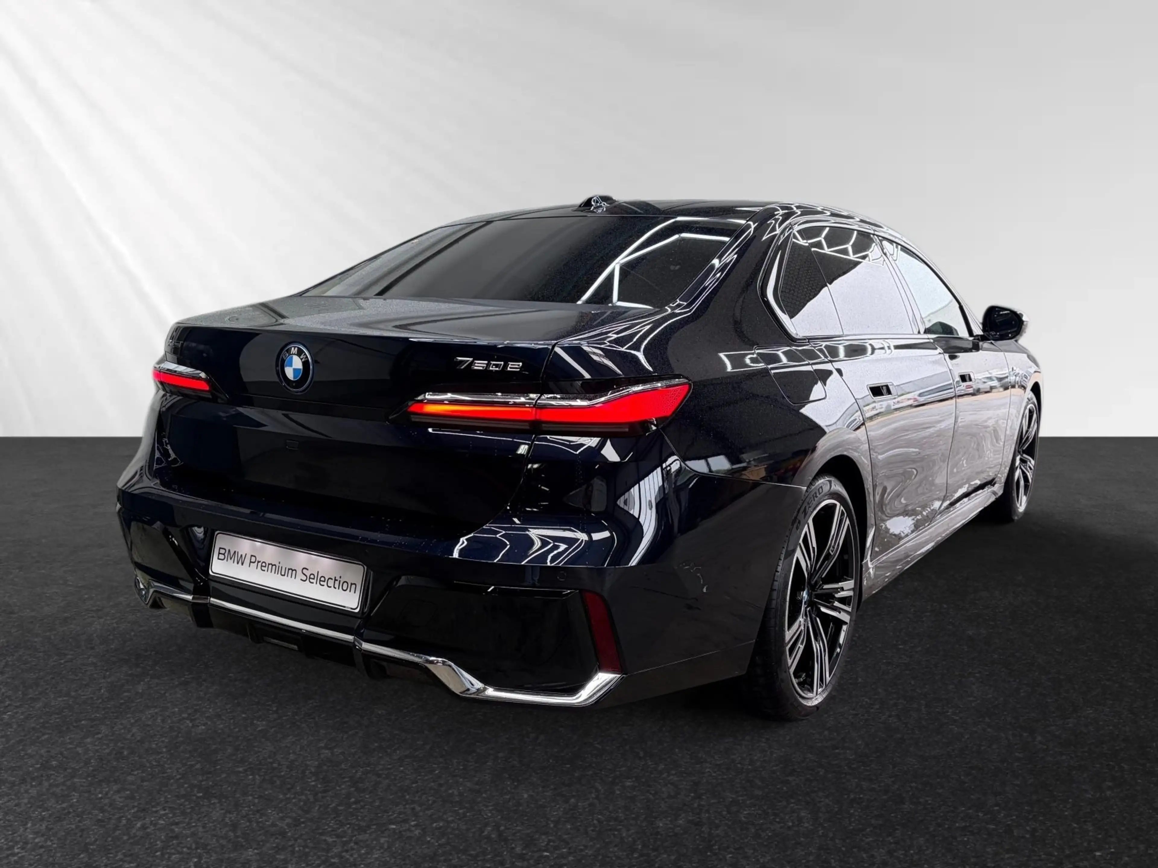 BMW 750 e xDrive M Sport|Leasing ab 999€ mtl. Brutto* — photo 3
