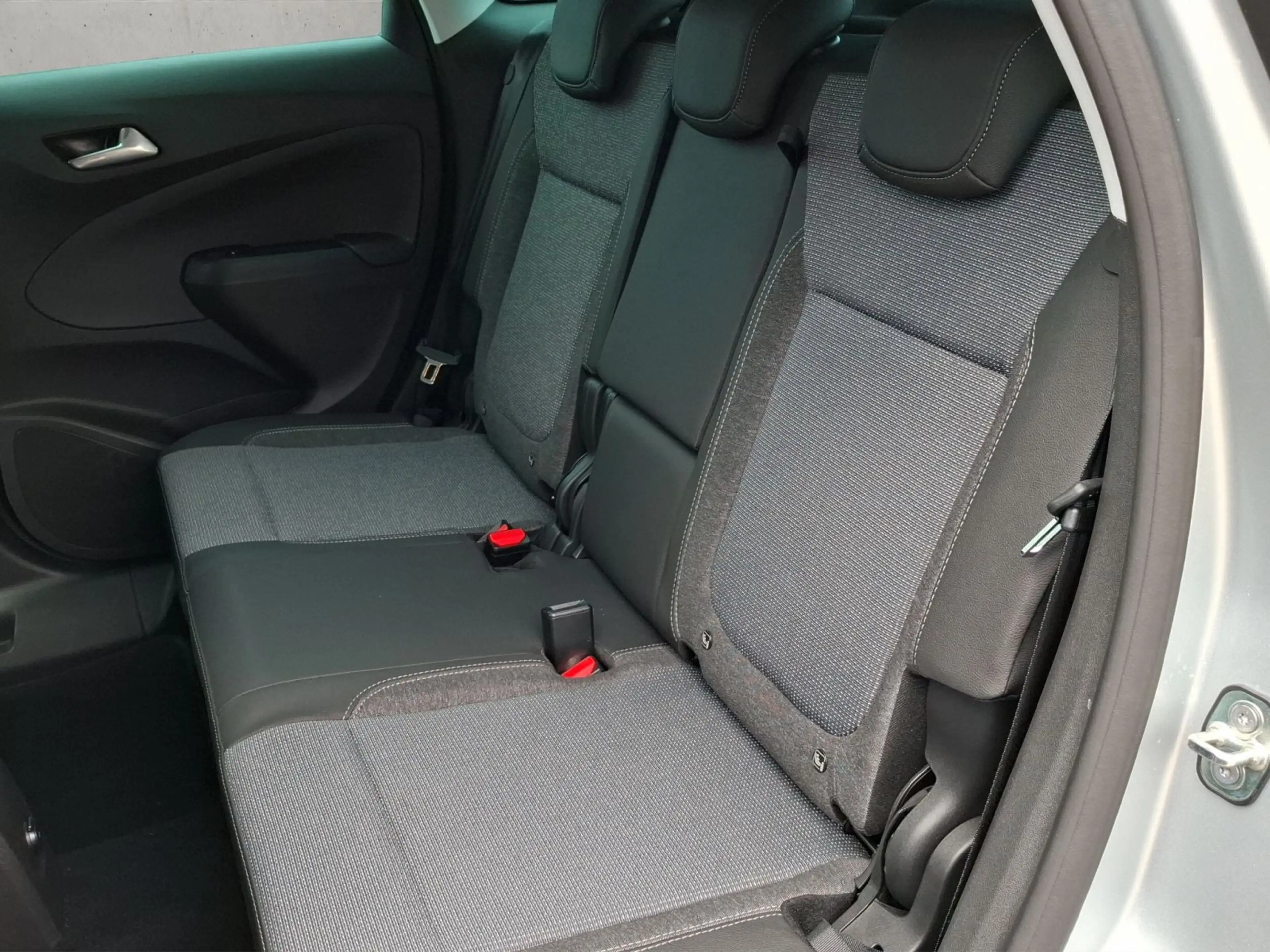 Opel Crossland 1.2 DI Turbo, Rückfahrkamera, Sitzheiz — photo 13