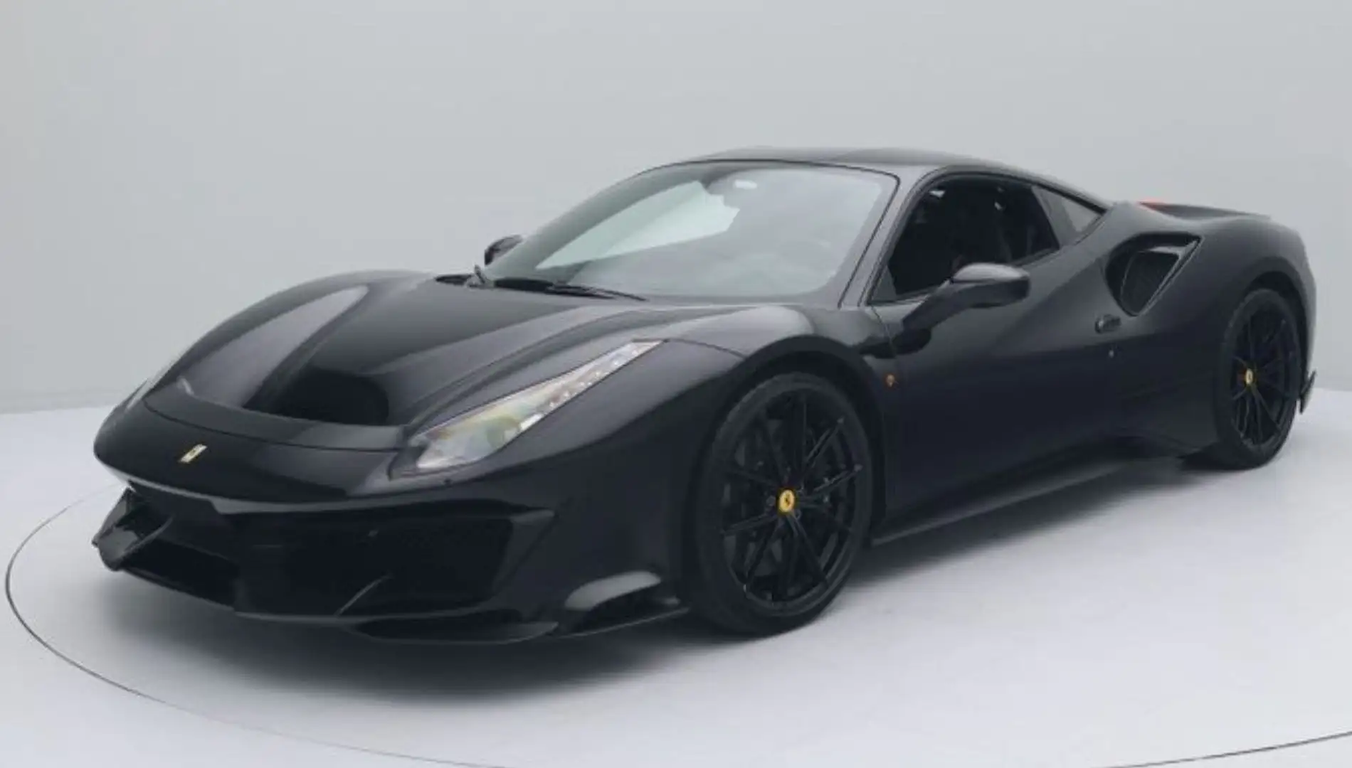 Ferrari 488 Full carbone matte intérieur - 1