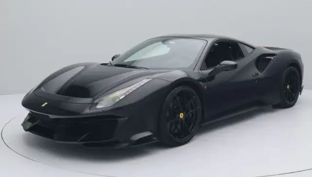 Ferrari 488 Full carbone matte intérieur