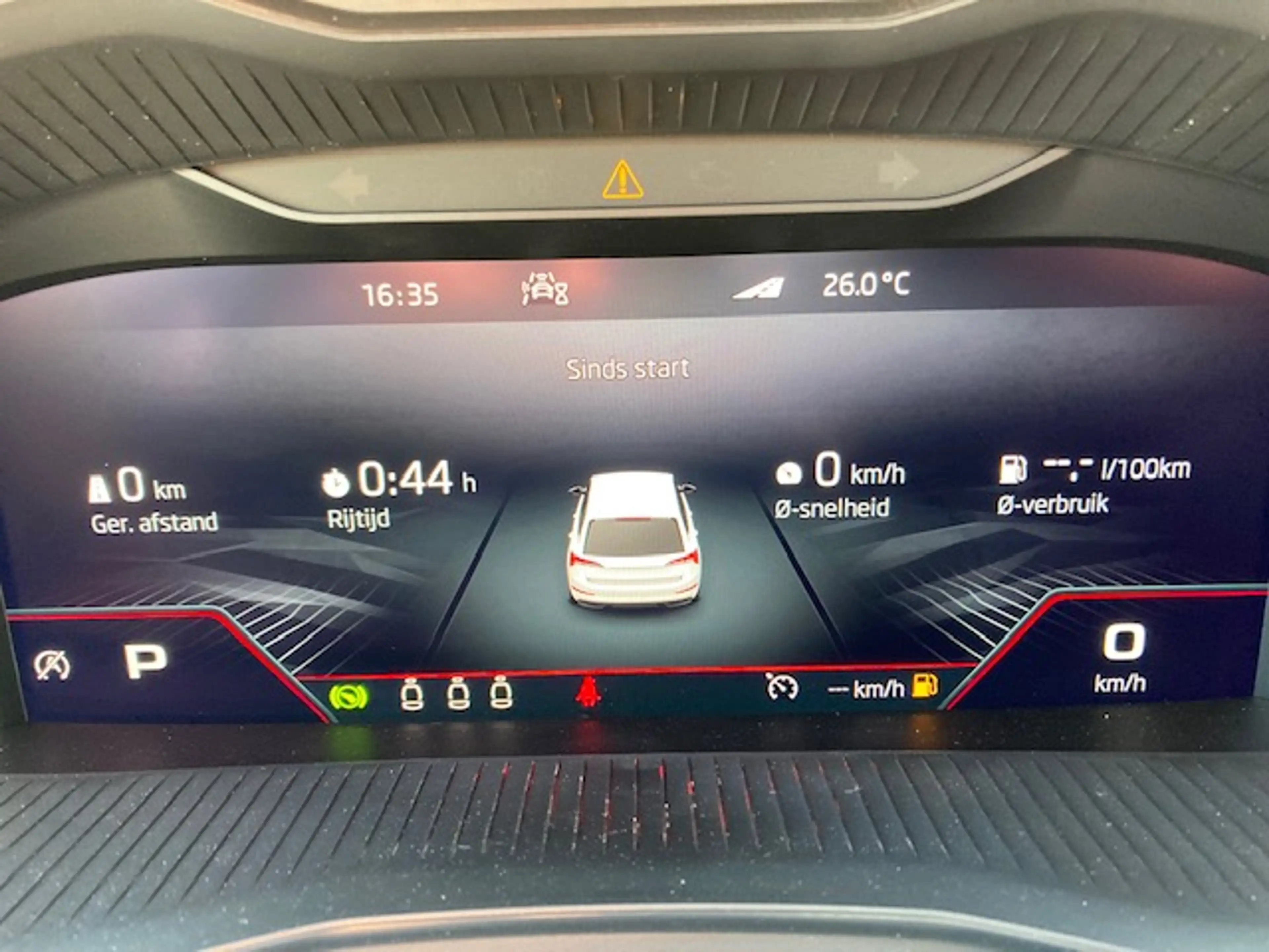 Skoda Scala Scala 1.0 TSI Monte Carlo — photo 12
