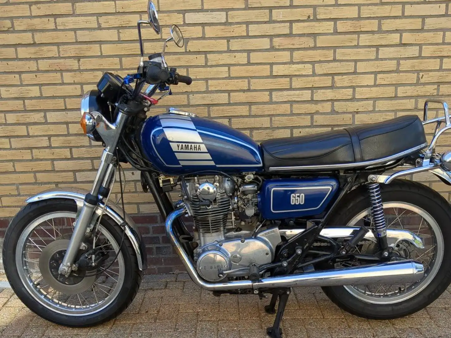 Yamaha XS 650 1977 447 Azul - 1