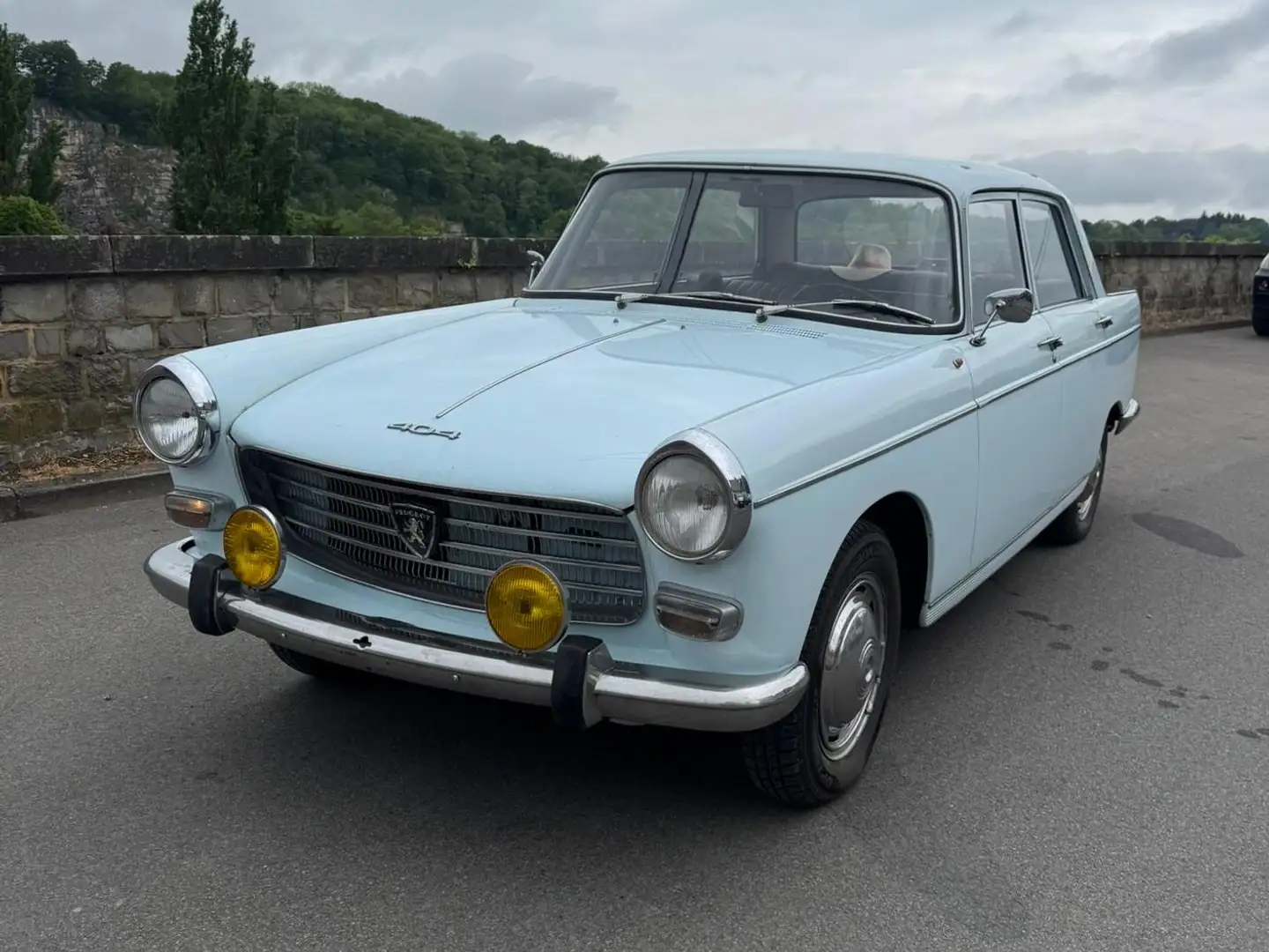 Peugeot 404 Berline - 1