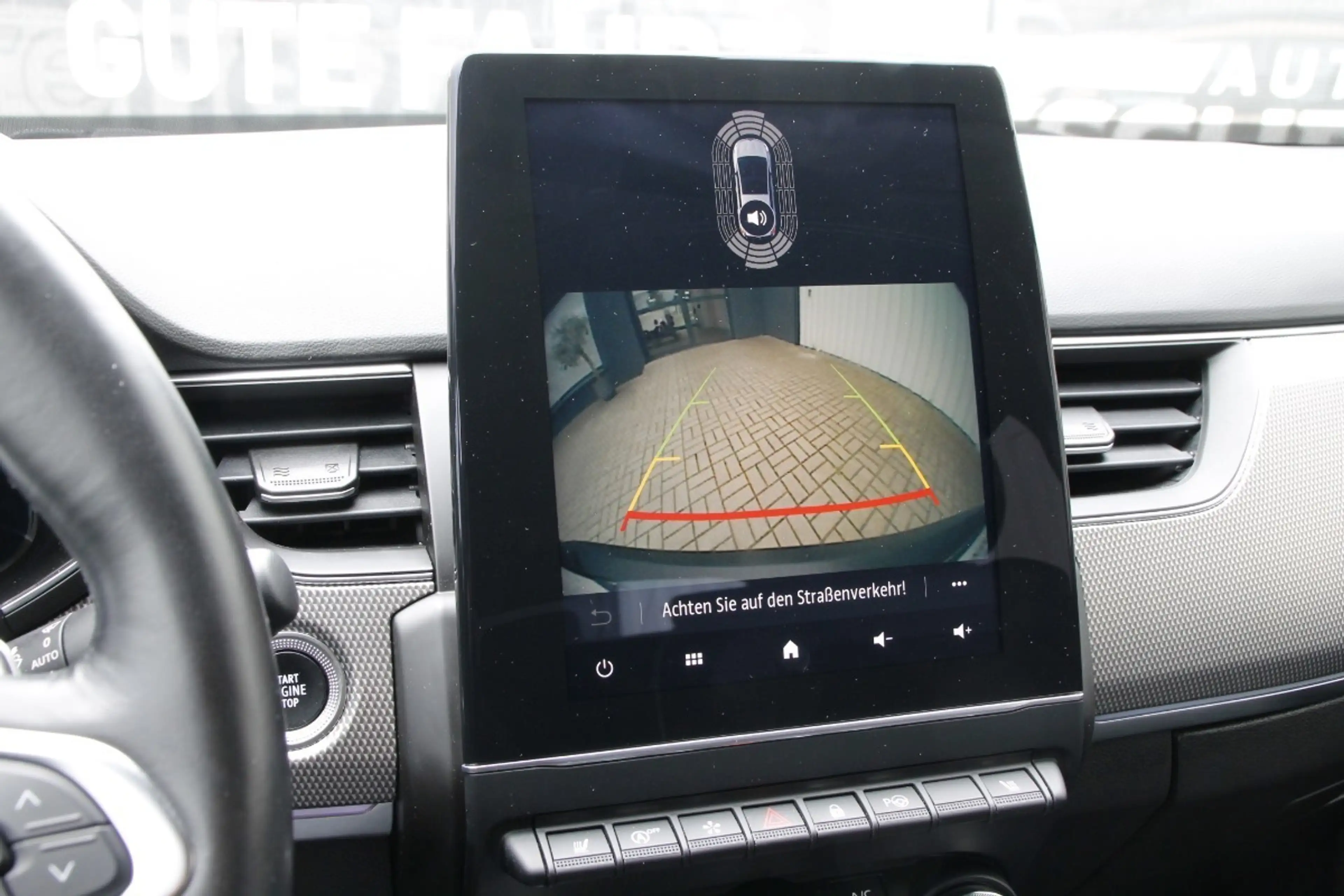 Renault Arkana INTENS TCe 140 EDC — photo 12