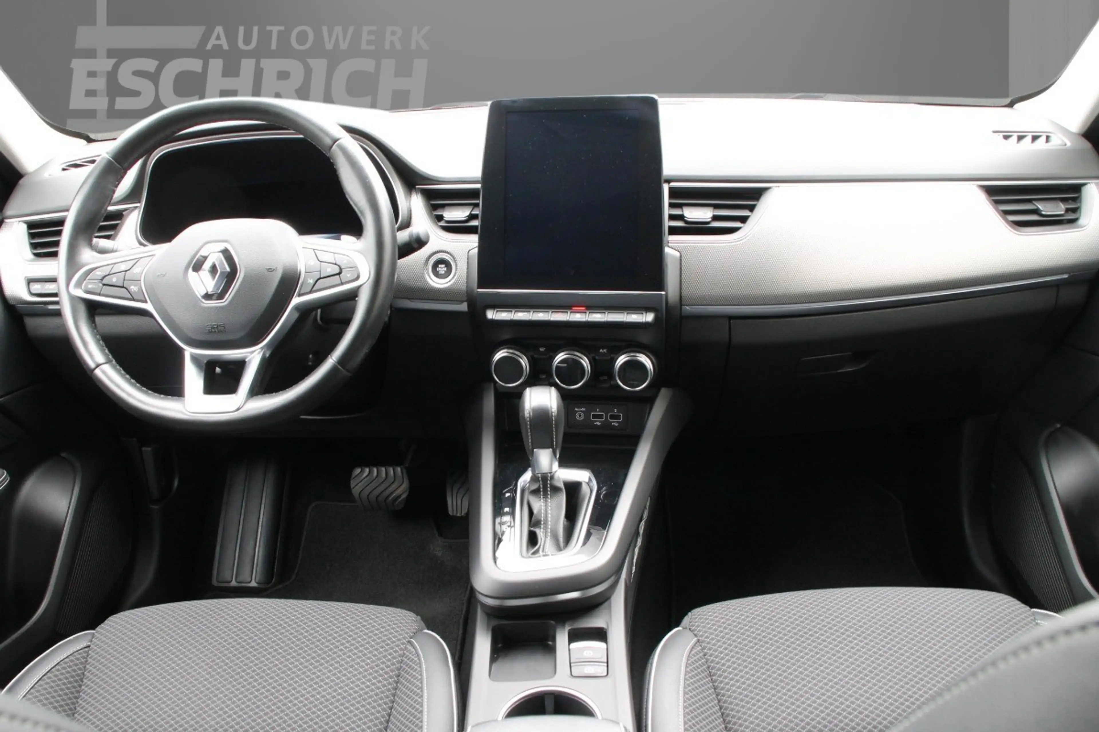 Renault Arkana INTENS TCe 140 EDC — photo 7