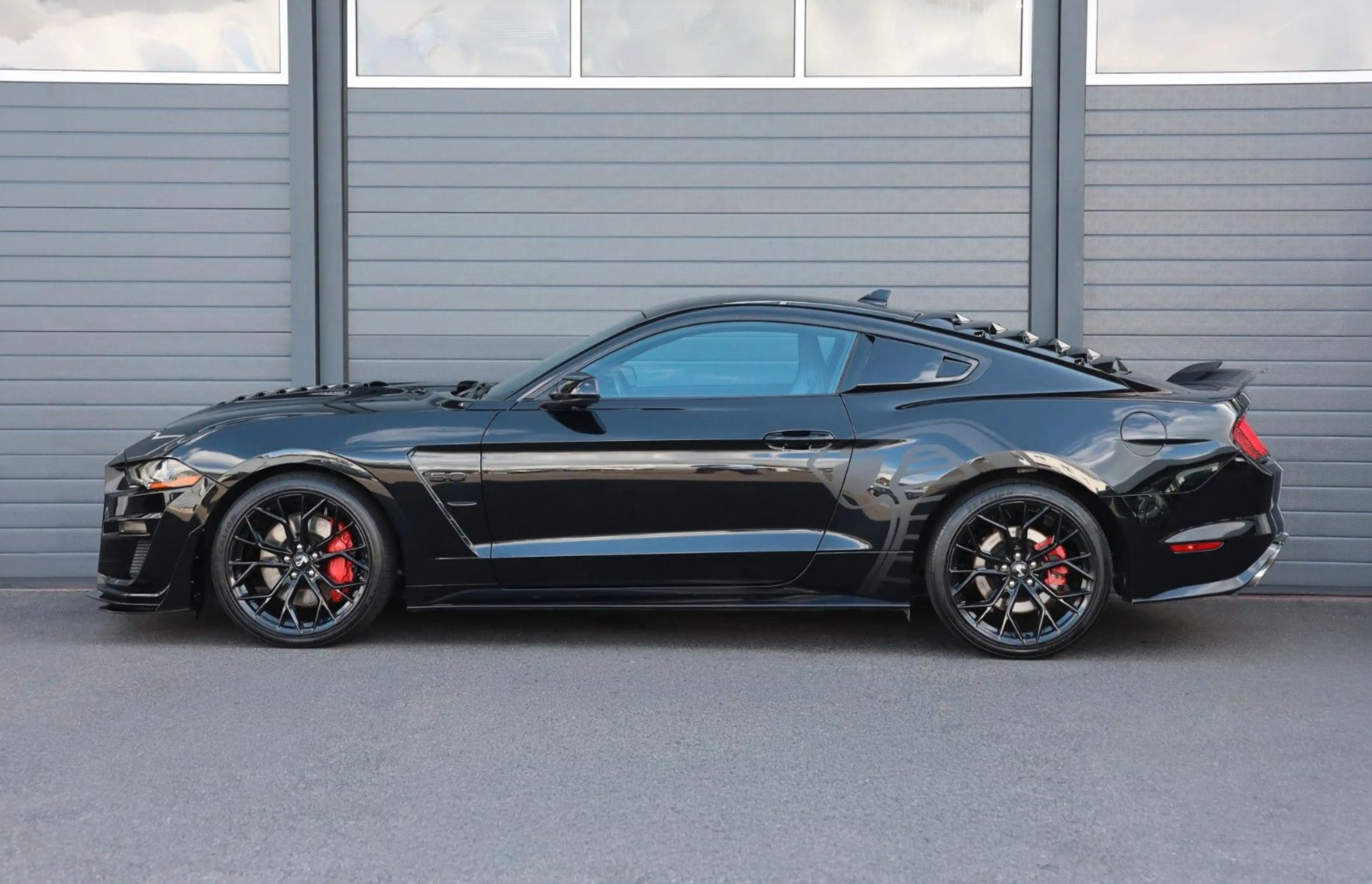 Ford Mustang 5.0 GT/RECARO/SHZ/TOTW/KAMERA/SPUR/R20 — photo 4