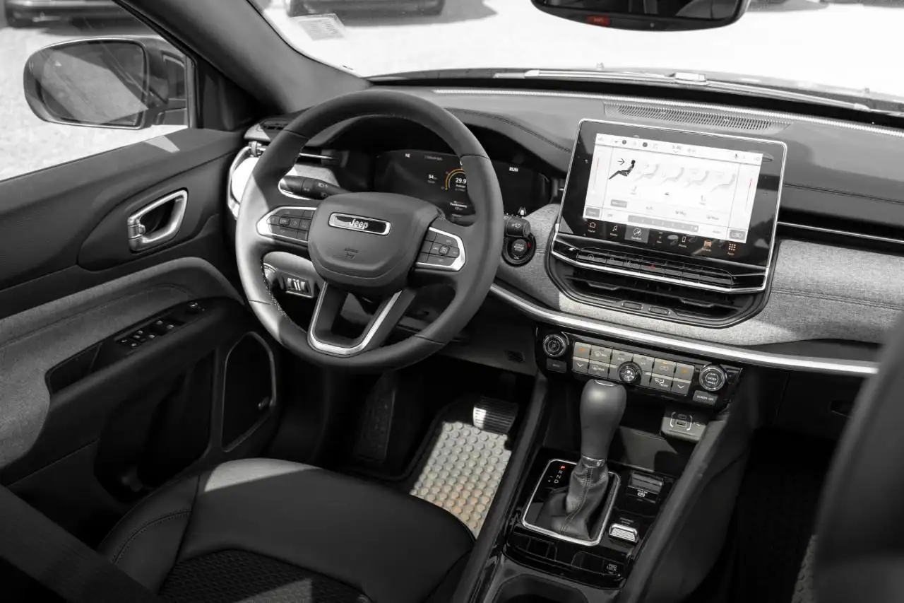 Jeep Compass снимка Jeep Compass