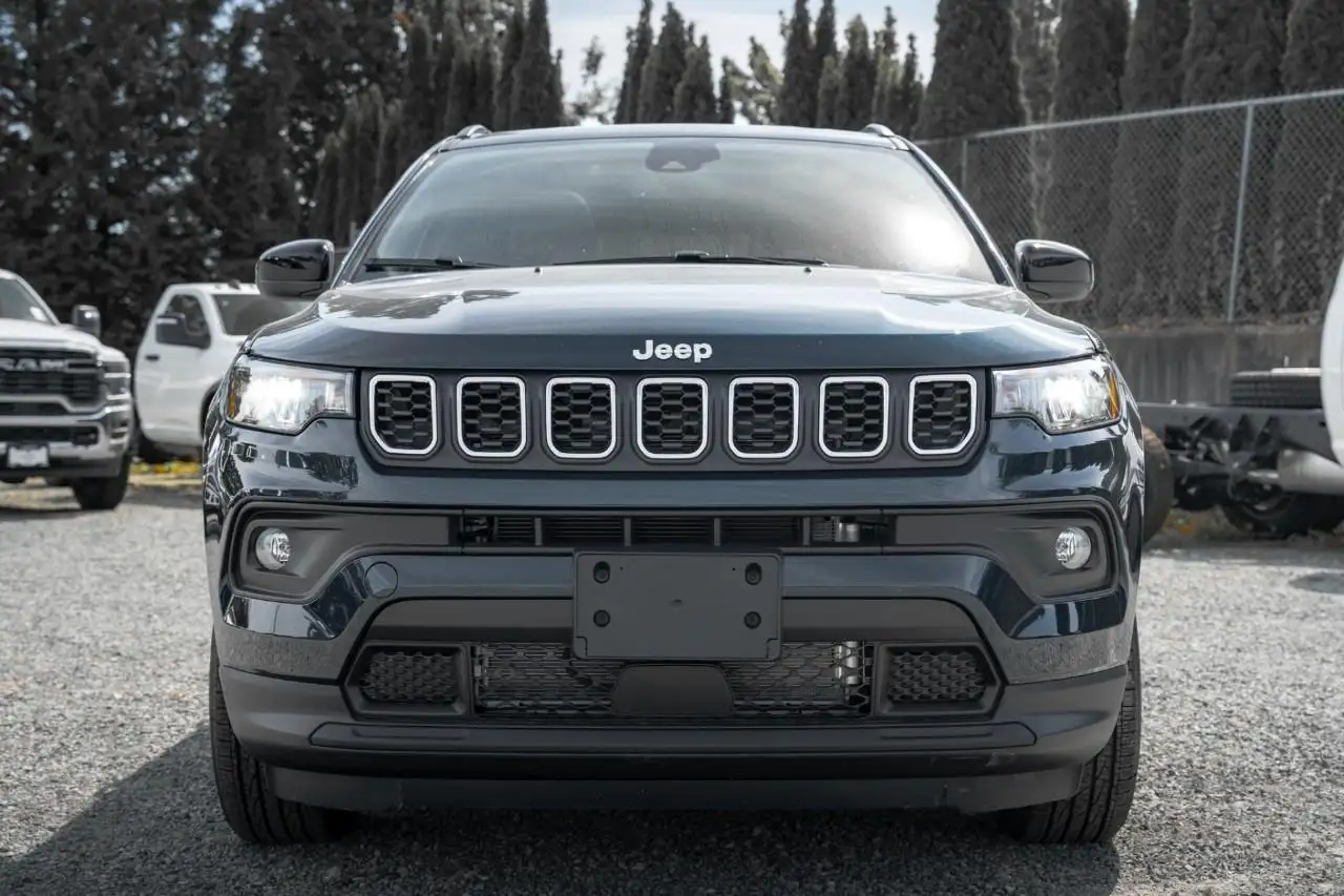 Jeep Compass снимка Jeep Compass