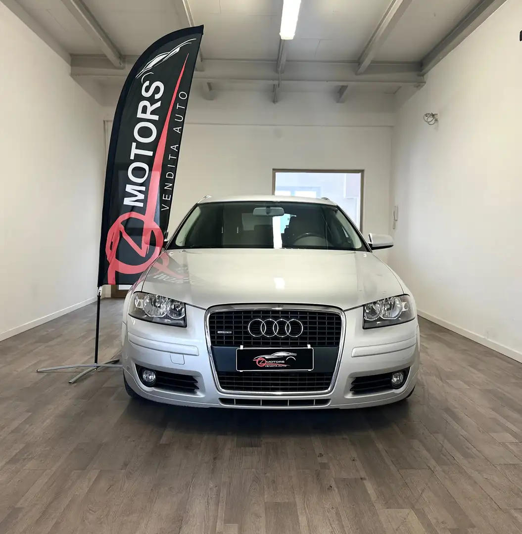 Audi A3 A3 Sportback 2.0 tdi Ambition quattro 170cv Grijs - 1