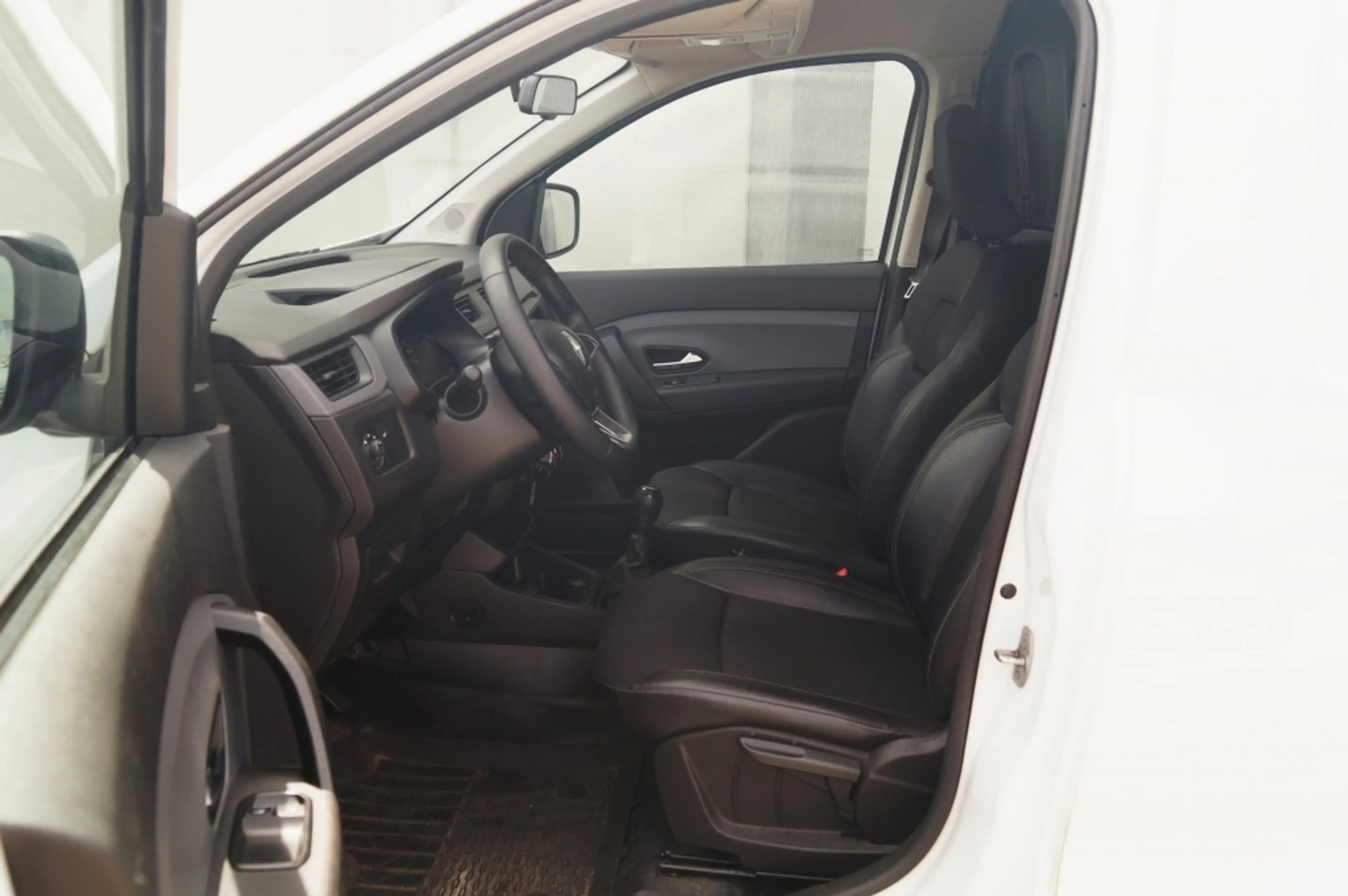 Renault Express 1.5 dCi 75pk Comfort -NAVI-AIRCO-TRAKHAAK-PDC- — photo 7