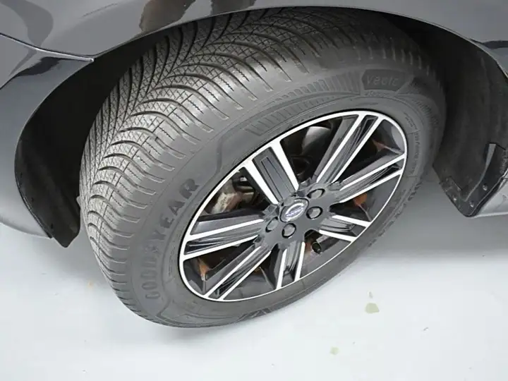 Volvo XC60 D3 Momentum 2016, foto 43