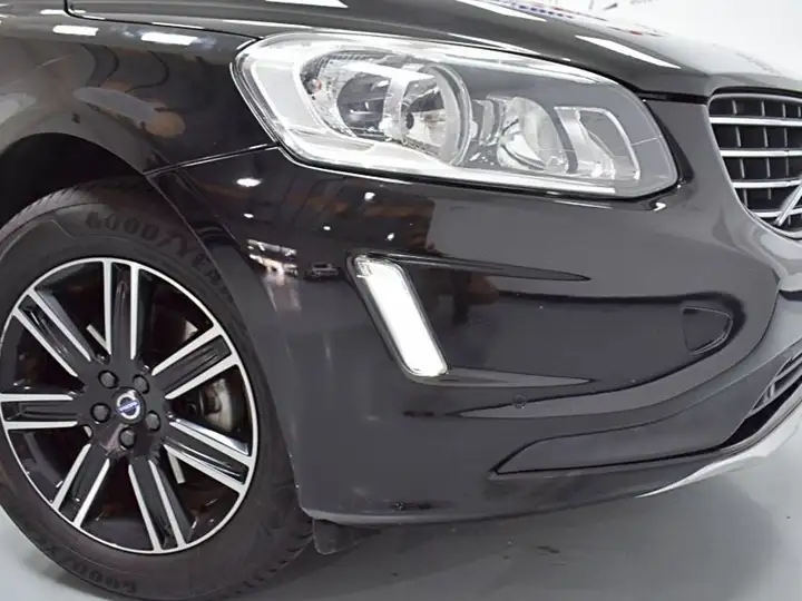 Volvo XC60 D3 Momentum 2016, foto 44