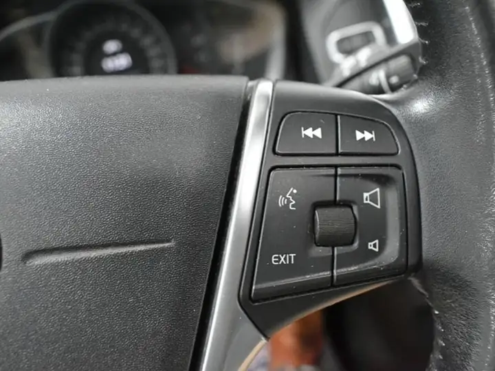 Volvo XC60 D3 Momentum 2016, foto 15
