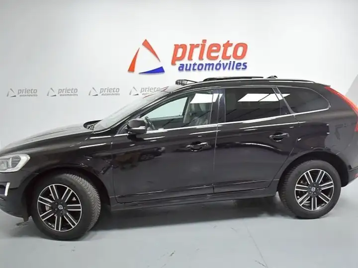 Volvo XC60 D3 Momentum 2016, foto 2
