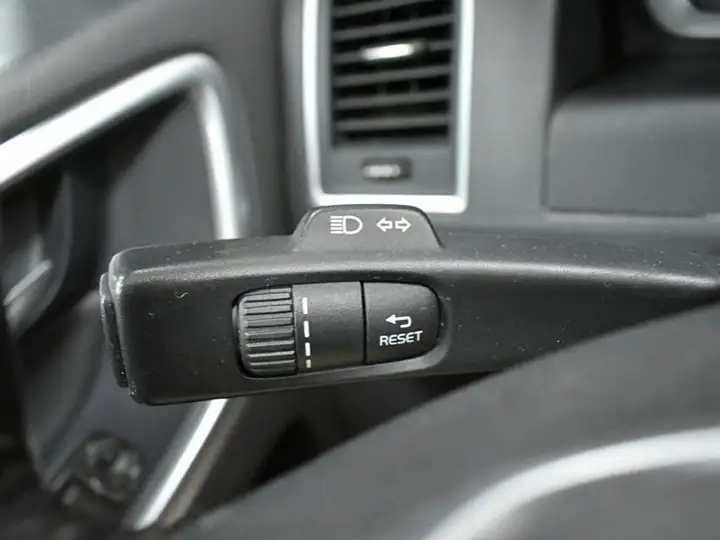 Volvo XC60 D3 Momentum 2016, foto 12