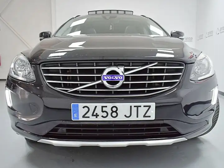 Volvo XC60 D3 Momentum 2016, foto 42