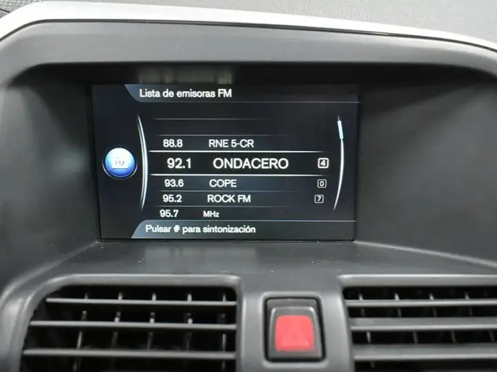 Volvo XC60 D3 Momentum 2016, foto 20
