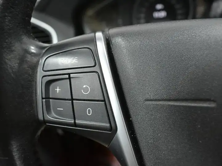 Volvo XC60 D3 Momentum 2016, foto 14