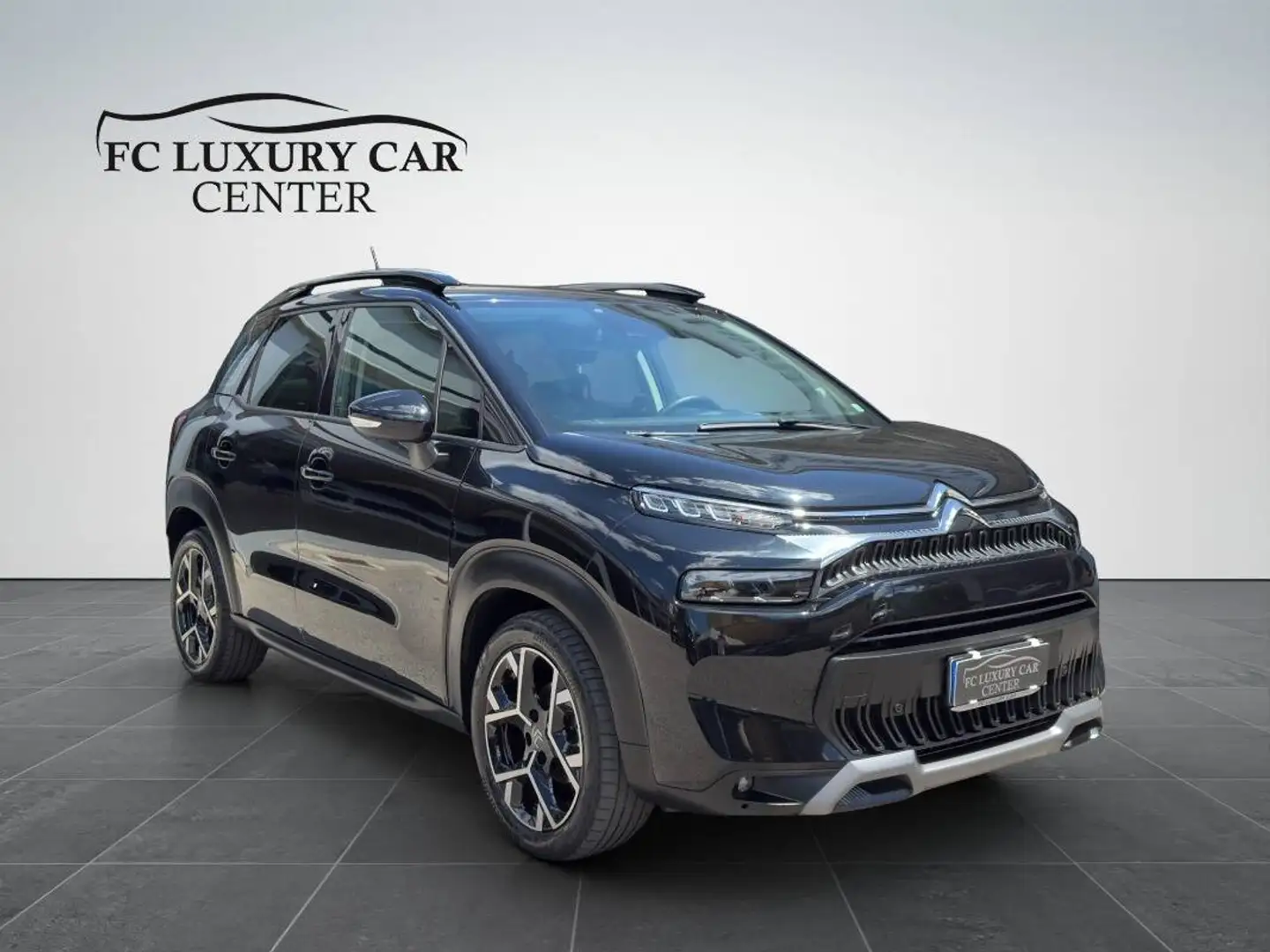 Citroen C3 Aircross 1.5 bluehdi Shine Pack s&s 110cv Noir - 1