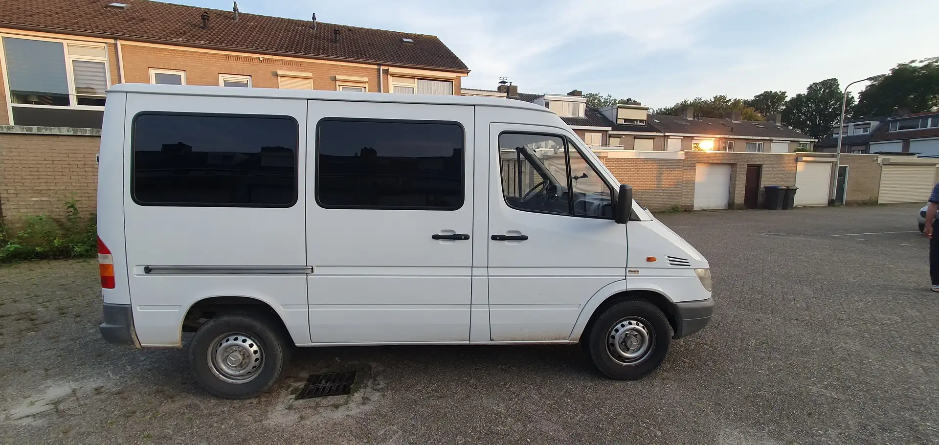 Mercedes-Benz 208 208 2.2 300 Alb - 2
