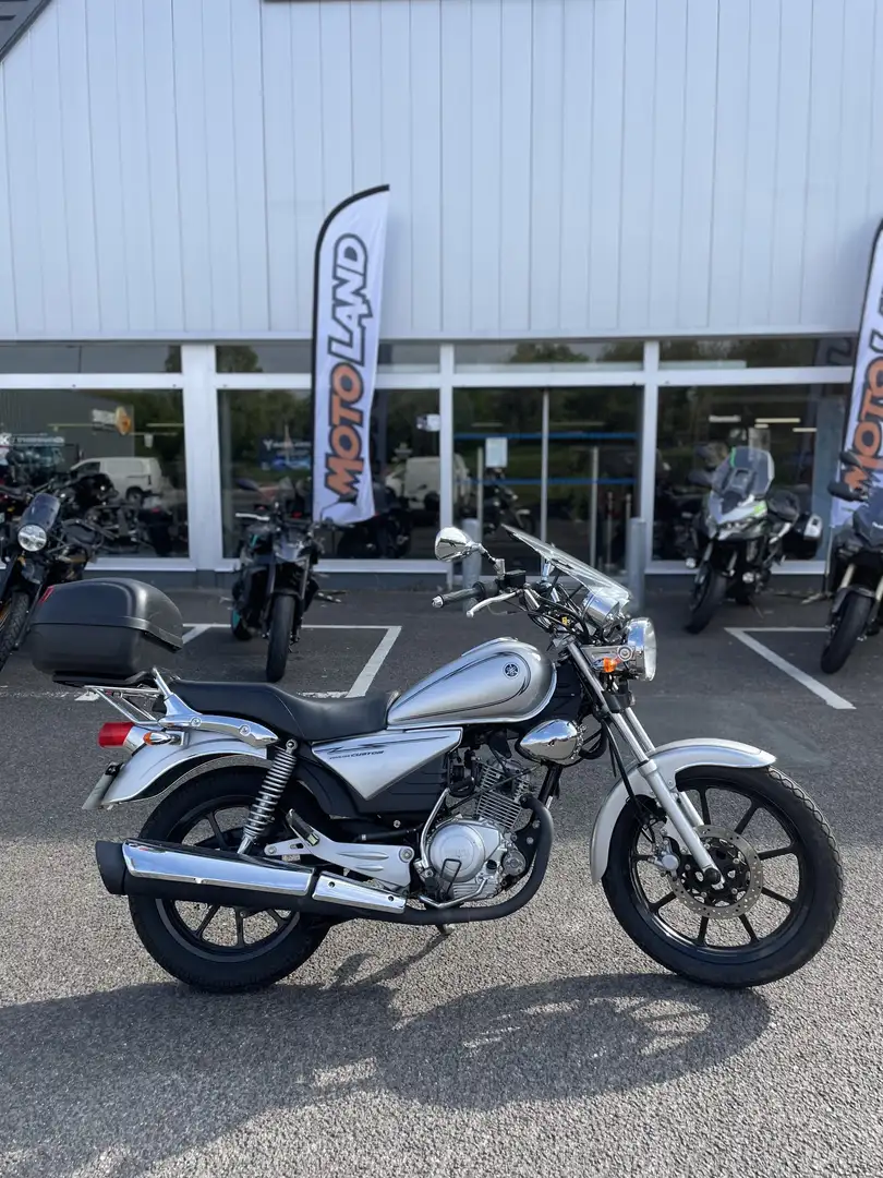 Yamaha YBR 125 Gri - 1