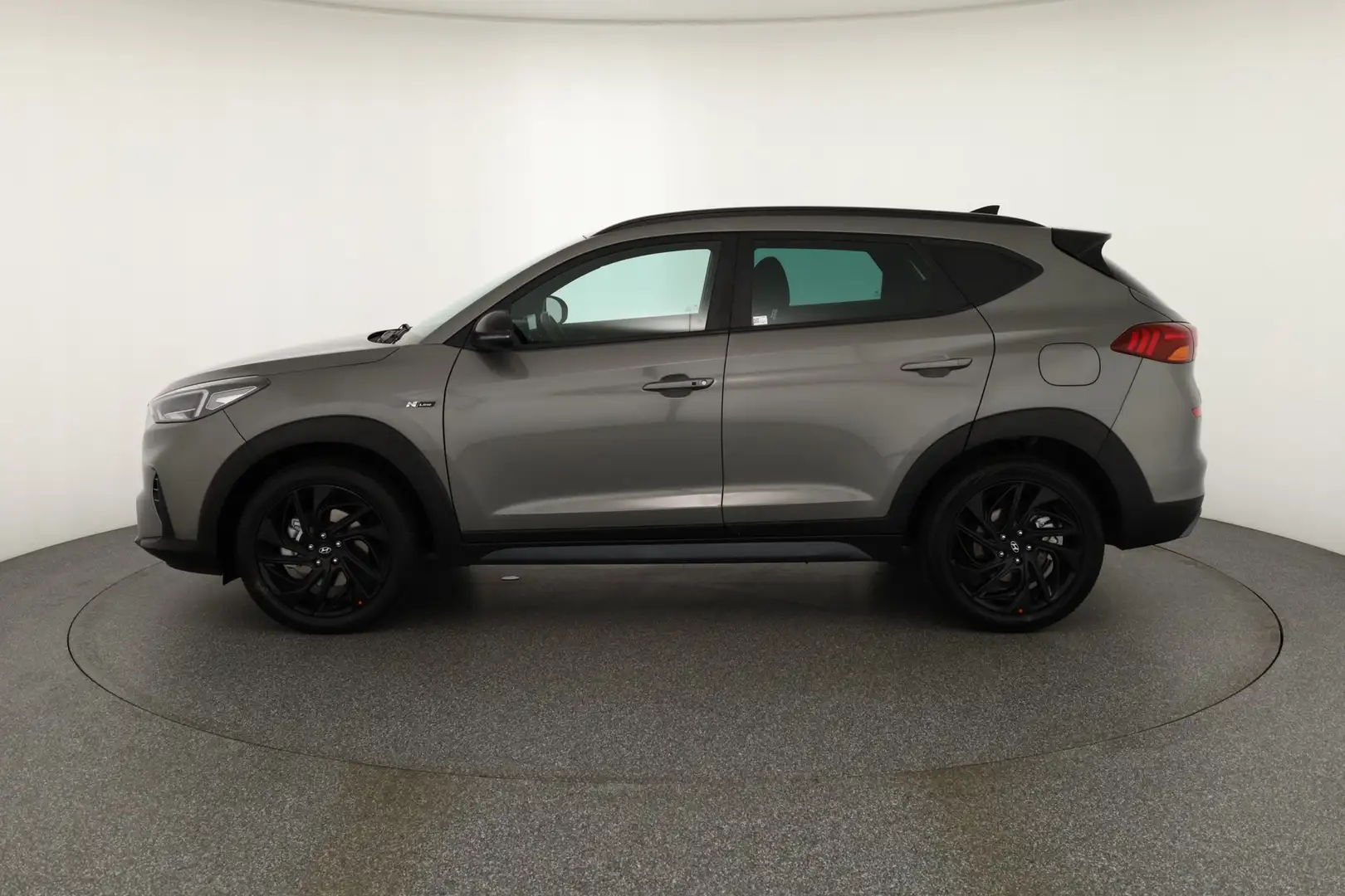 Hyundai TUCSON 1.6 T-GDI N-Line LED Navi Kamera PDC DAB Grau - 2