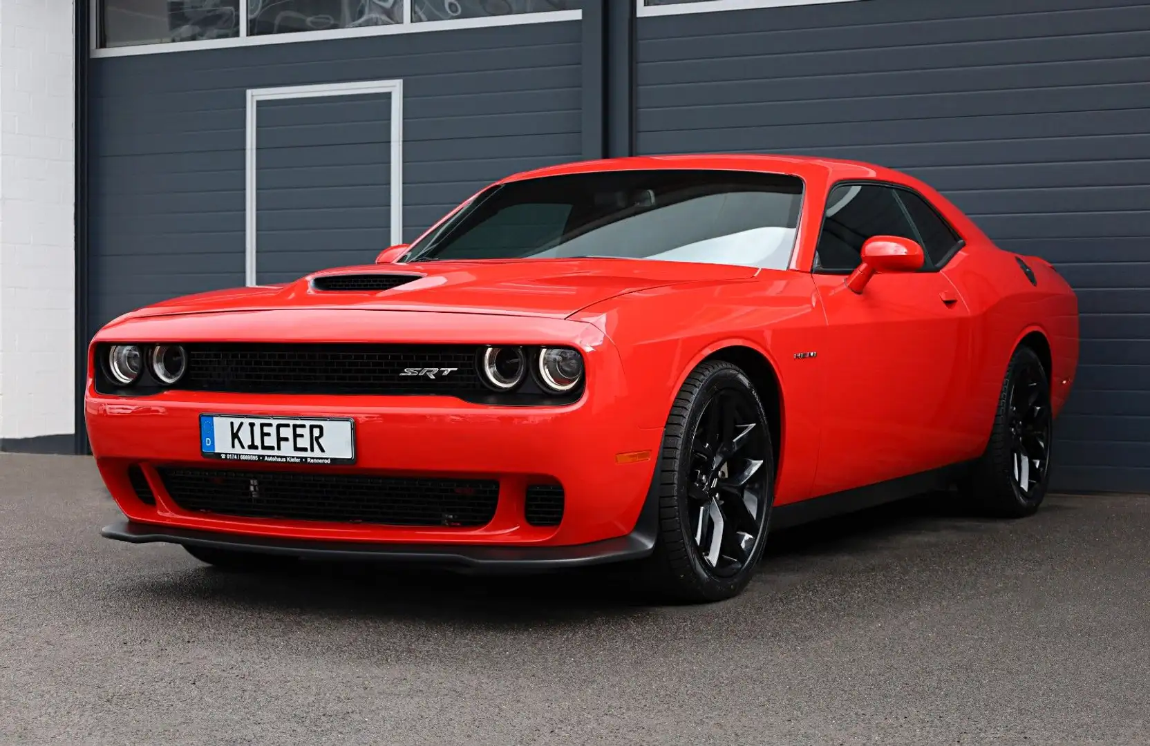 Dodge Challenger R/T 5.7 HEMI/SHZ/KAMERA/BTH/R20 Rot - 1