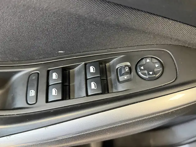 Opel Grandland X view 16